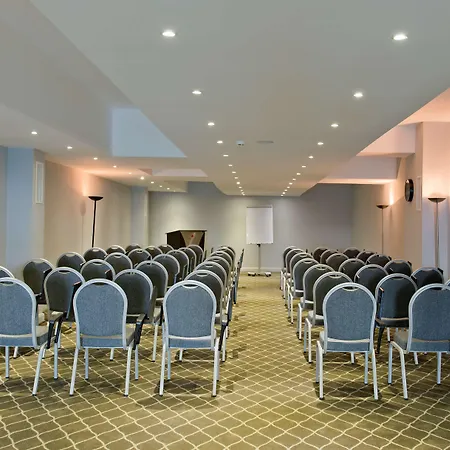 Ramada By Wyndham Bodrum 5* ביטז