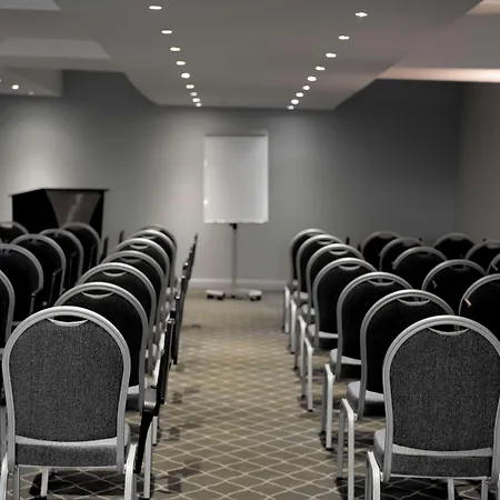 Ramada By Wyndham Bodrum מלון ביטז