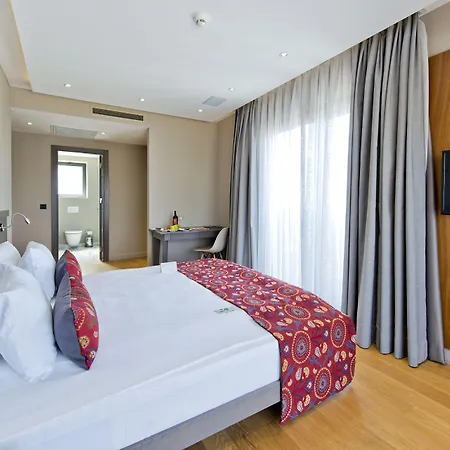 Ramada By Wyndham Bodrum 5* ביטז