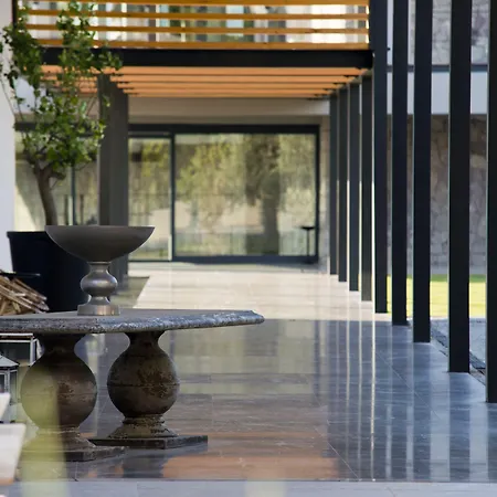 מלון Ramada By Wyndham Bodrum 5*