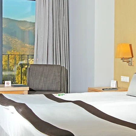 酒店 Ramada By Wyndham Bodrum 5*