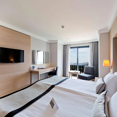 Hotel Ramada By Wyndham Bodrum 5*