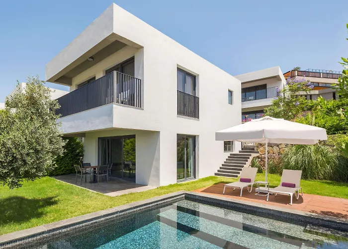 Hotel Ramada By Wyndham Bodrum 5*