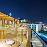 Ramada By Wyndham Bodrum فندق 5*