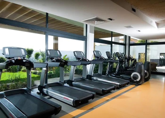 Ramada By Wyndham Bodrum بيتيس