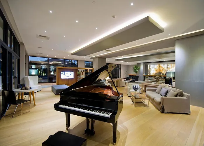 فندق Ramada By Wyndham Bodrum بيتيس